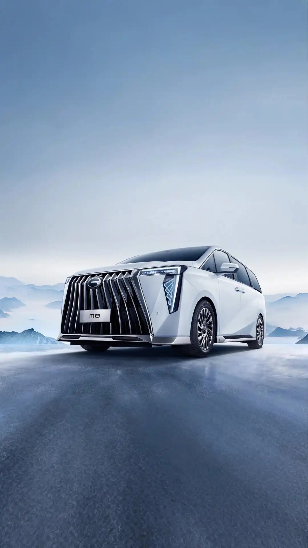 GAC M8 спереди